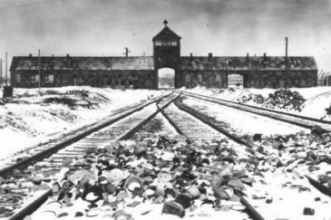 77 rocznica buntu Romw w KL Auschwitz - Birkenau 